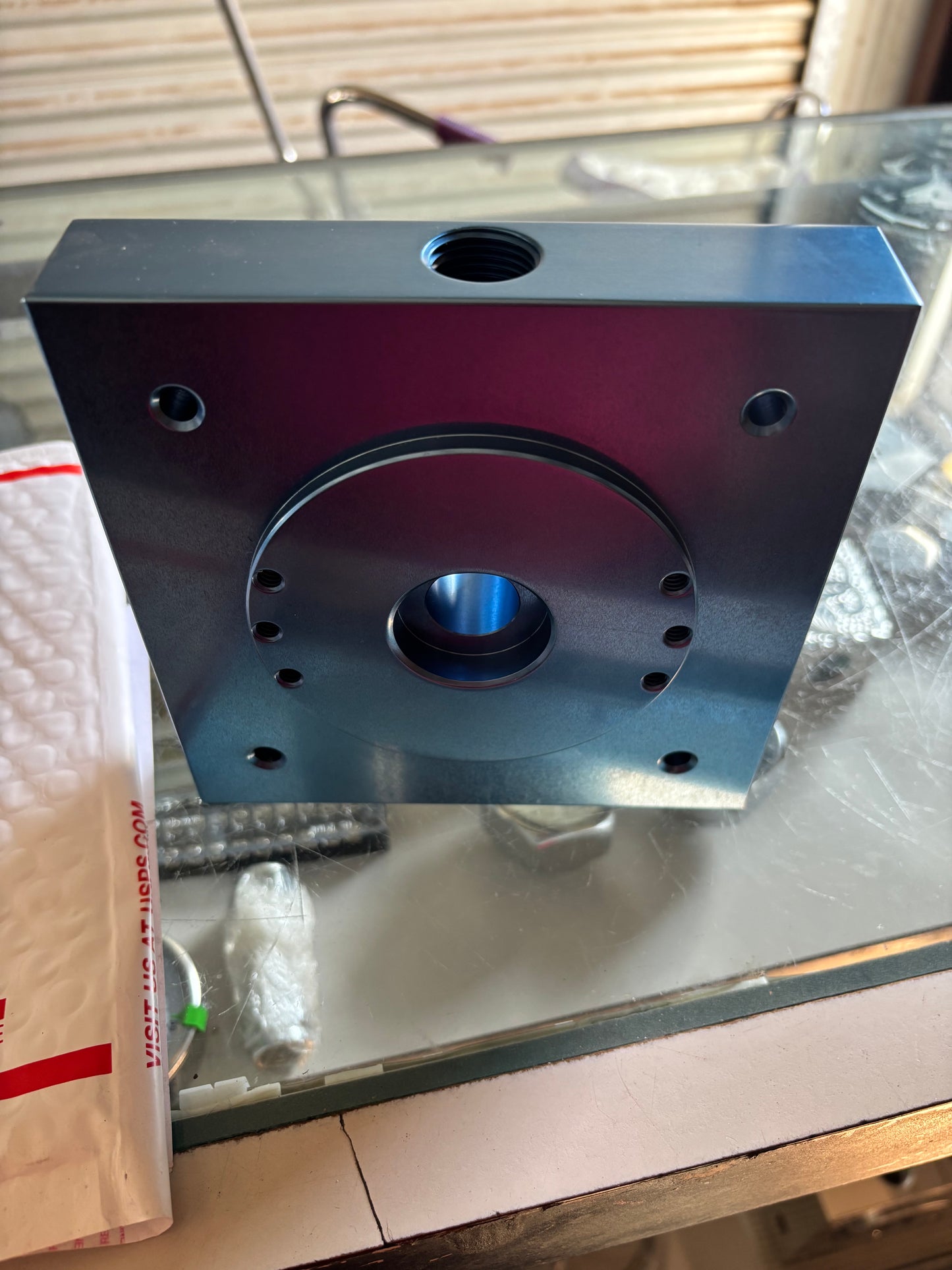 Blue anodized 1/2 center port block