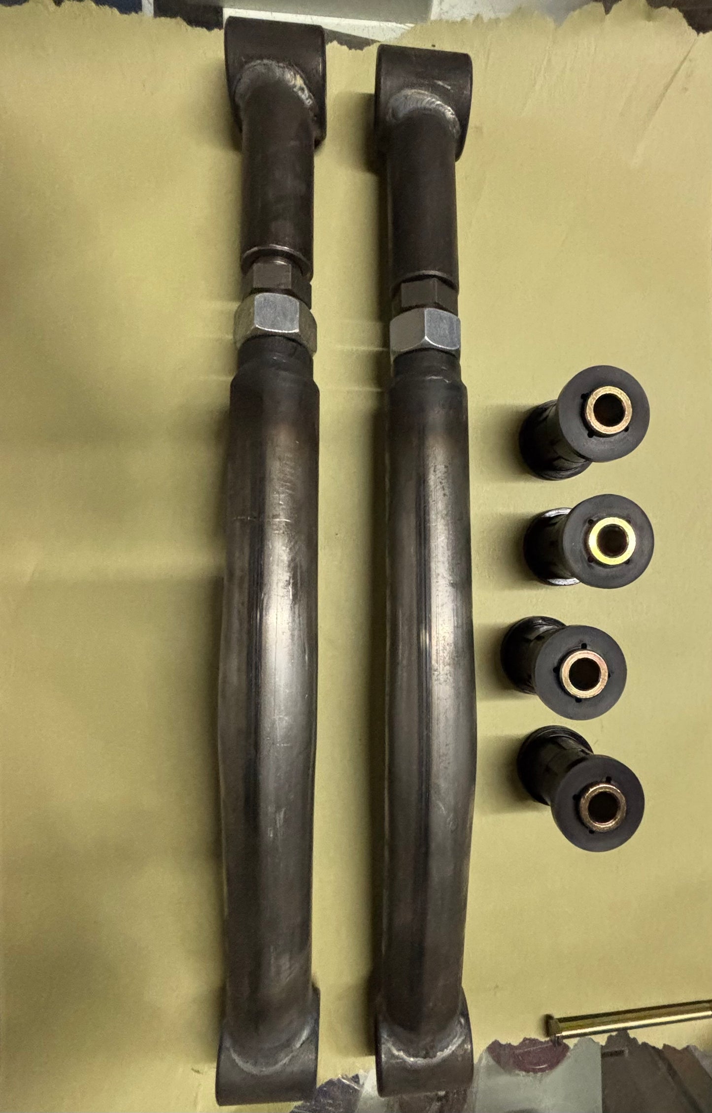 Caddy/lincoln/caprice lower adjustable trailing arms