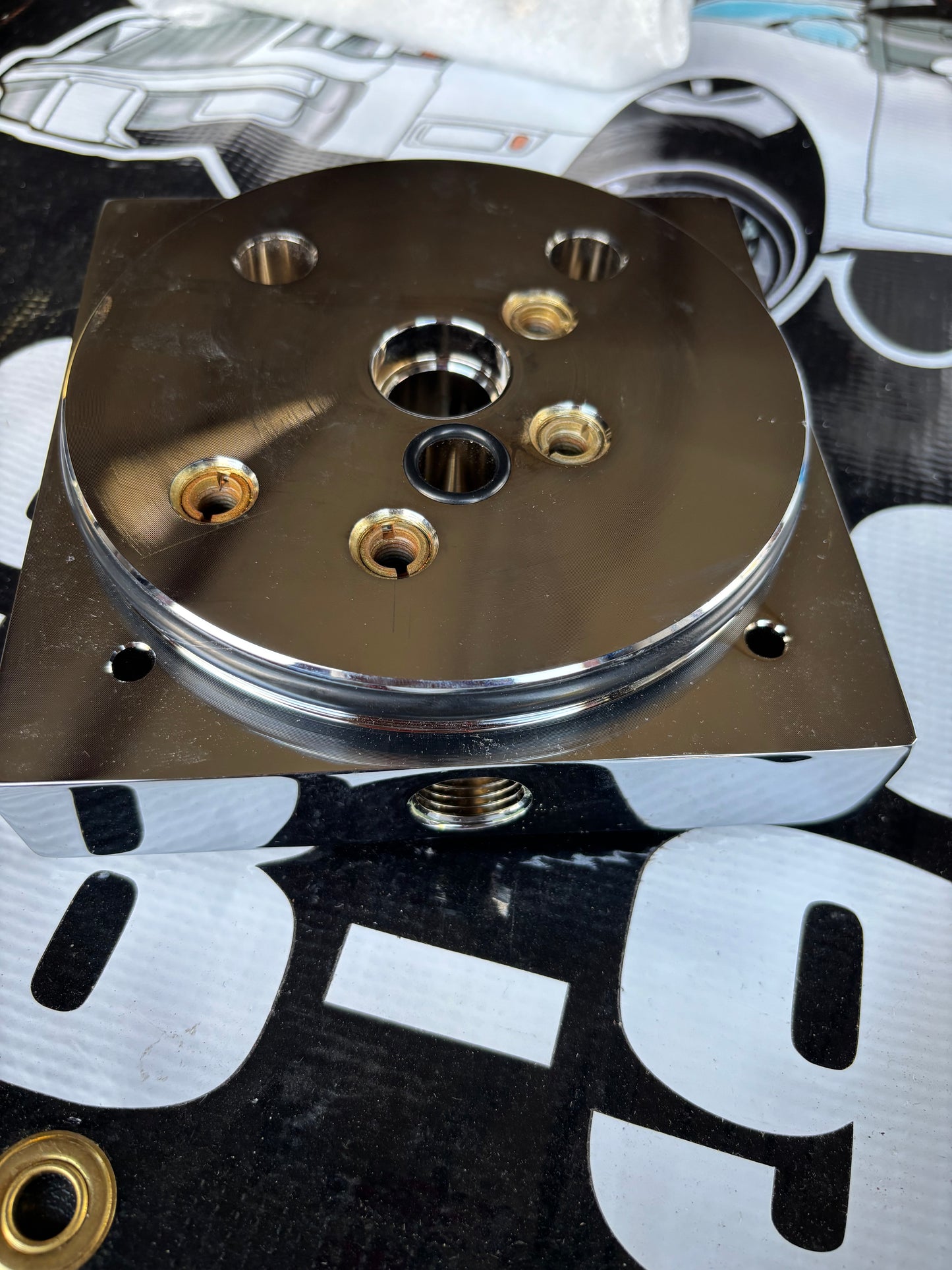 1/2” chrome USA block center port