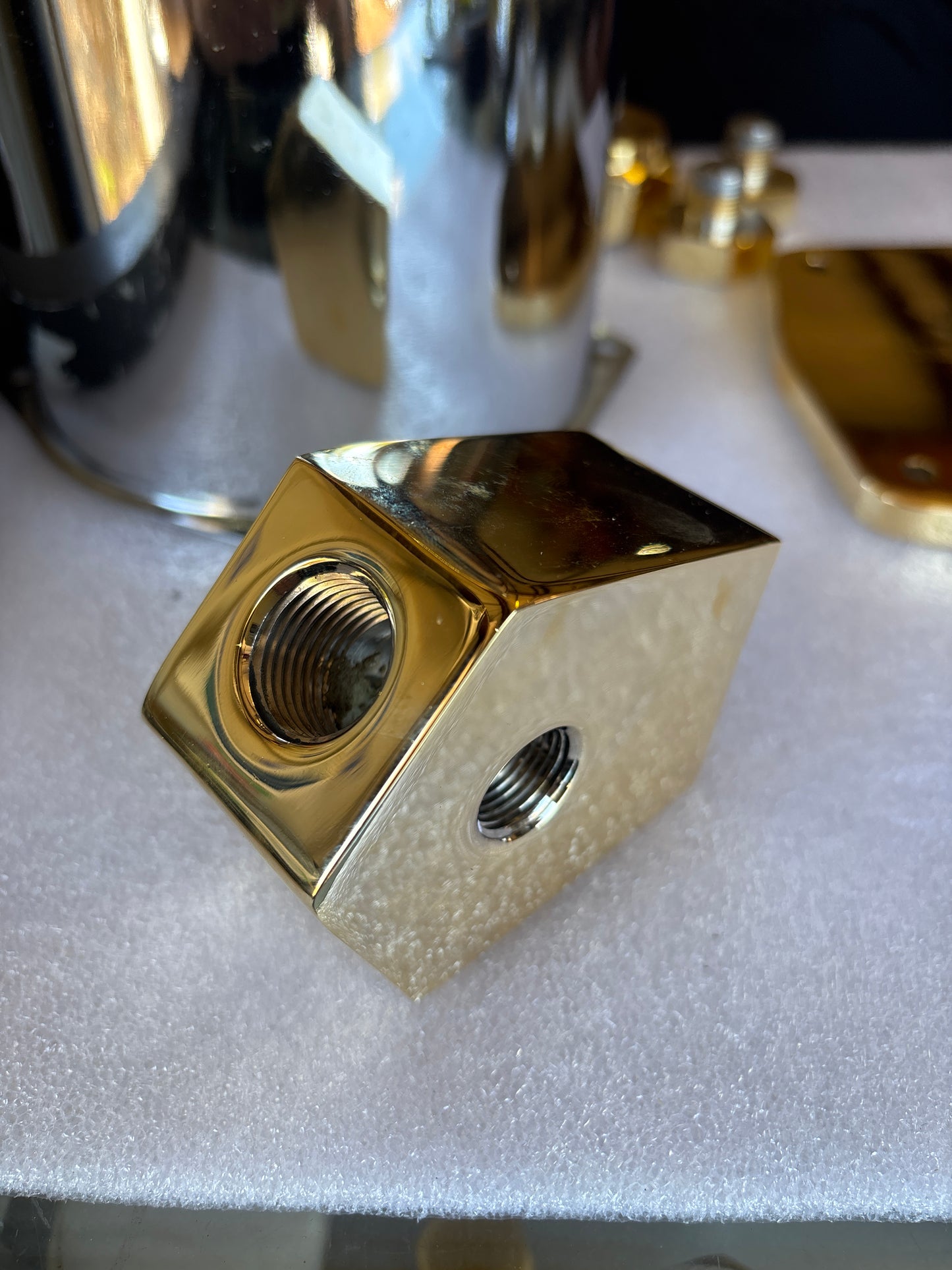 Gold 1/2” Port Single Pump Y Block