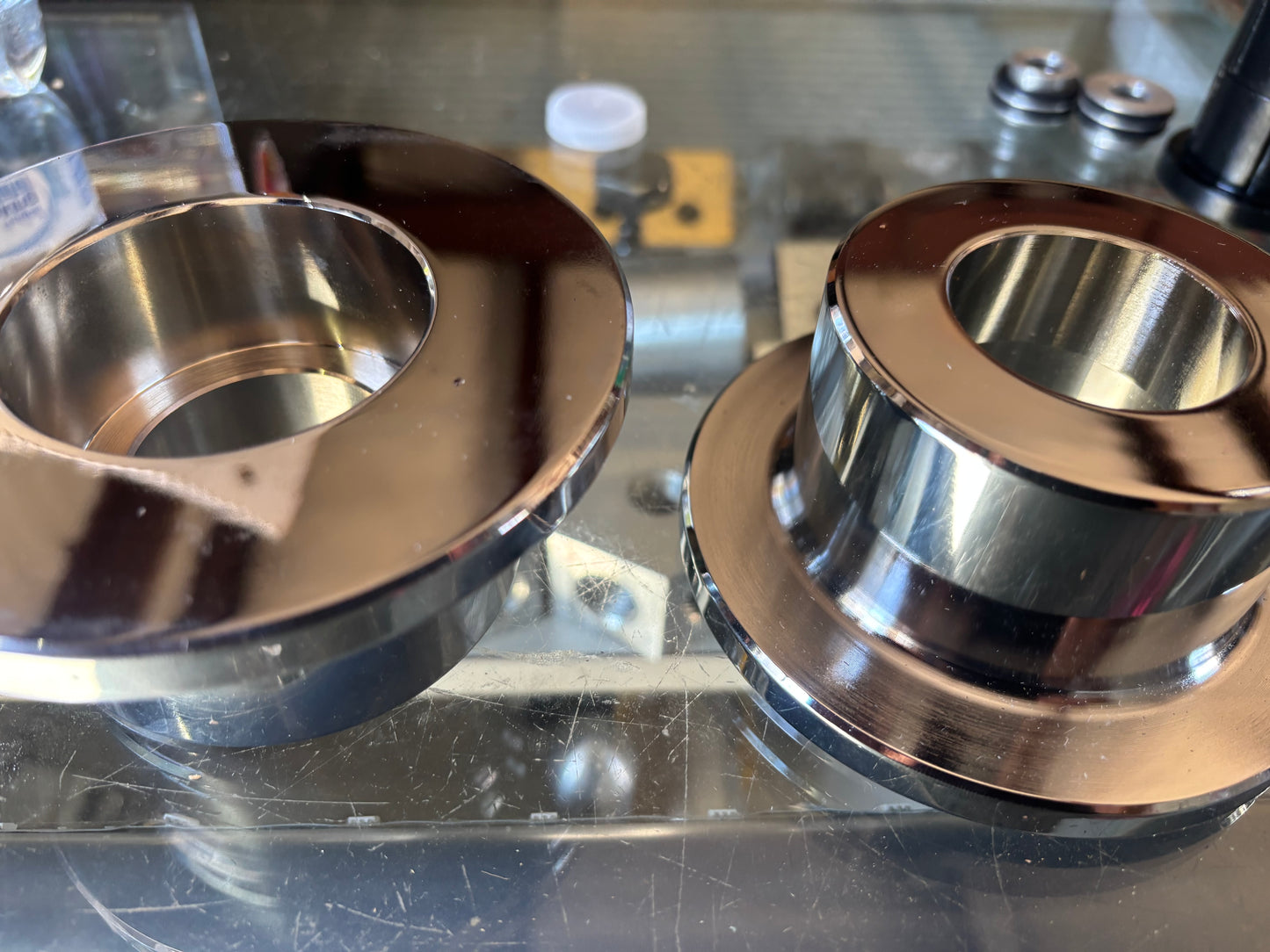Bomb deep reverse cups chrome