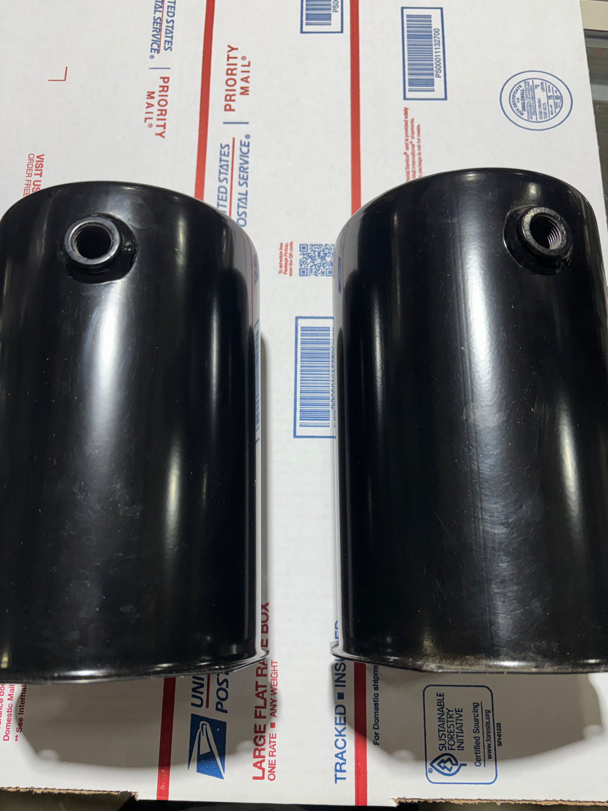 Black hydraulic tank