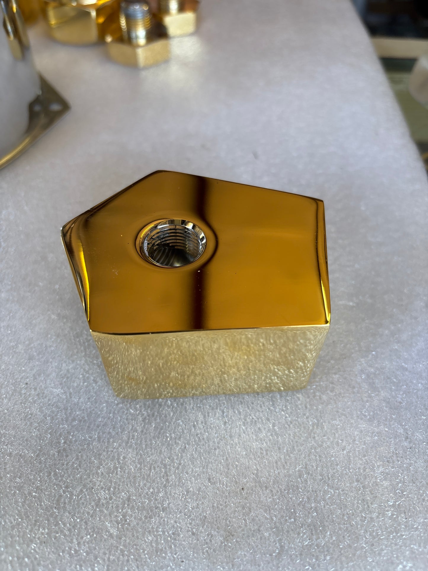 Gold 1/2” Port Single Pump Y Block