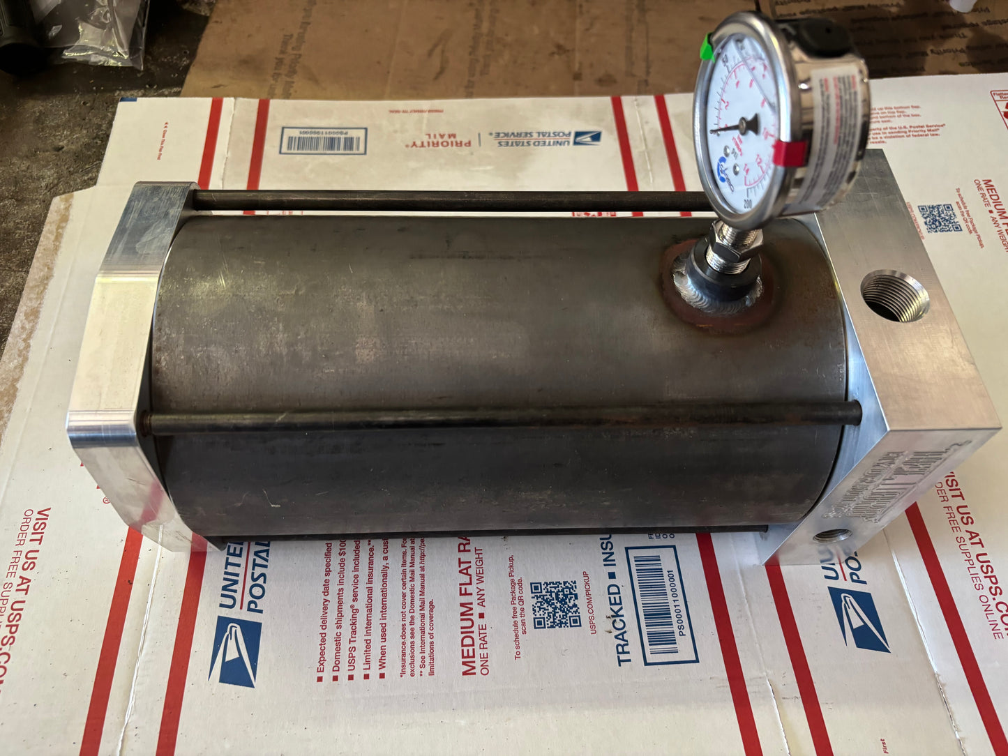 Del Toro Bladder Tank with block kit
